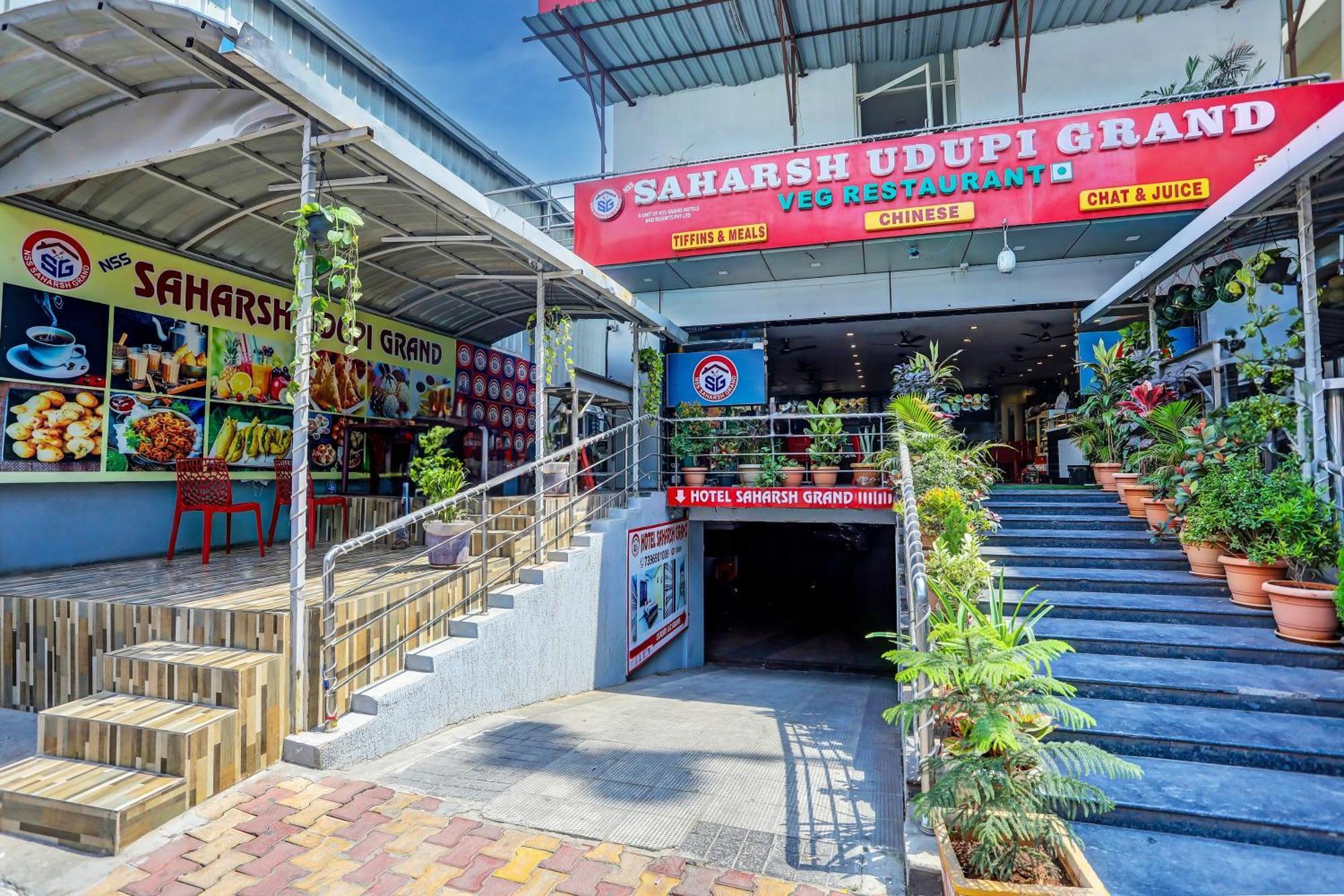 Capital O Saharsh Grand Near Shilparamam Hajdarabad Zewnętrze zdjęcie